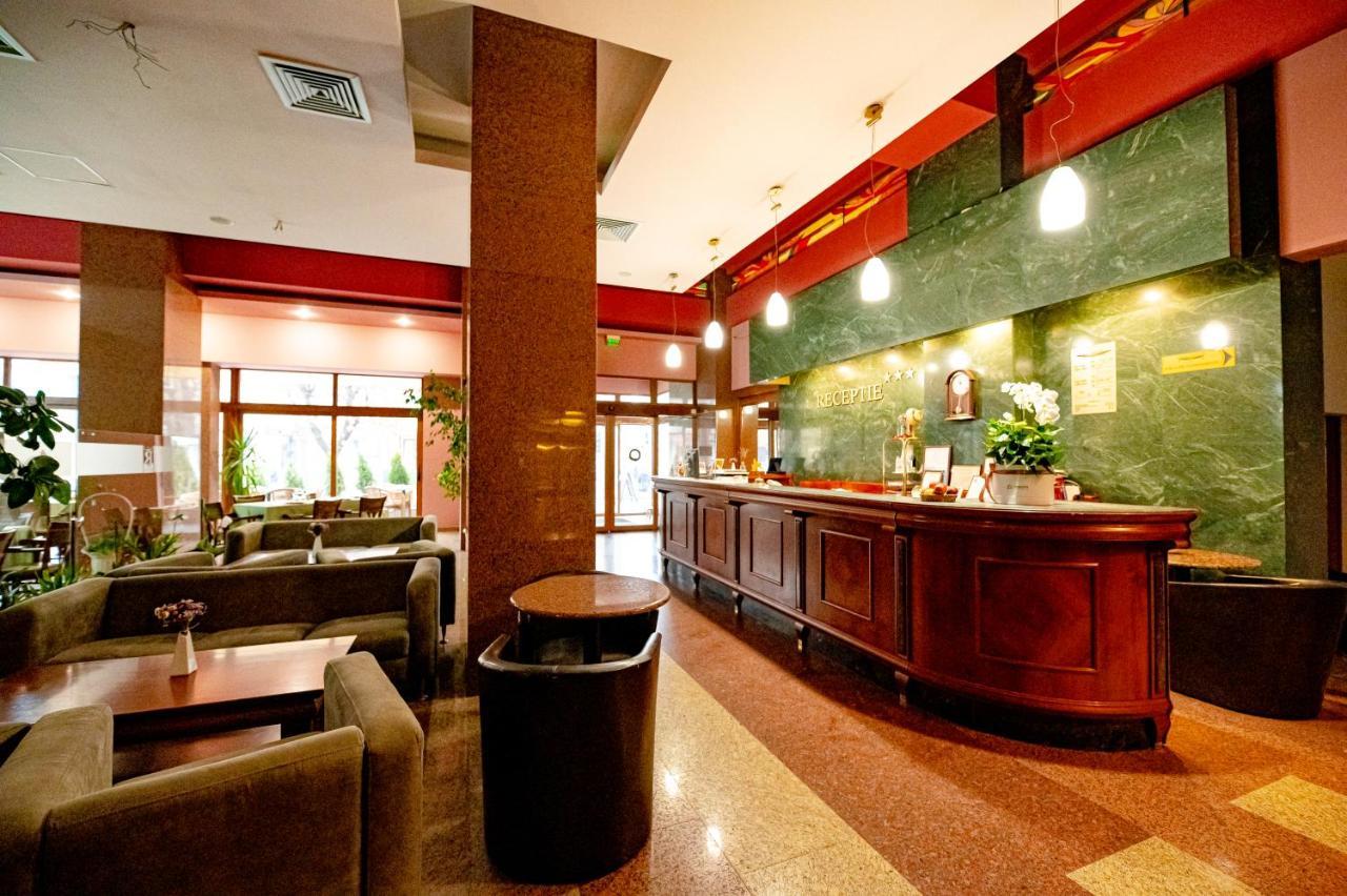 Hotel Rivulus Baia Mare Exterior foto